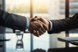 Contrat de travail avec signatures de l'employeur et du salarié