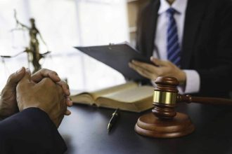 Avocat consultant des documents juridiques sur la propriété intellectuelle